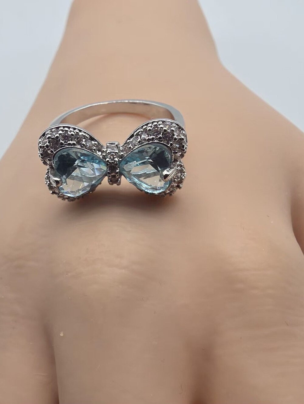 Silver Bow Ring with Light Blue Stones - Women Jewelry SIZE 8